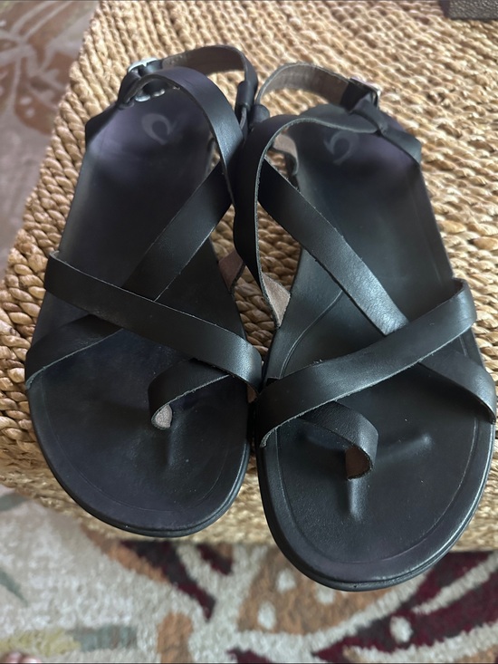 OluKai Shoes - OluKai Black Leather Cross-Strap Sandals